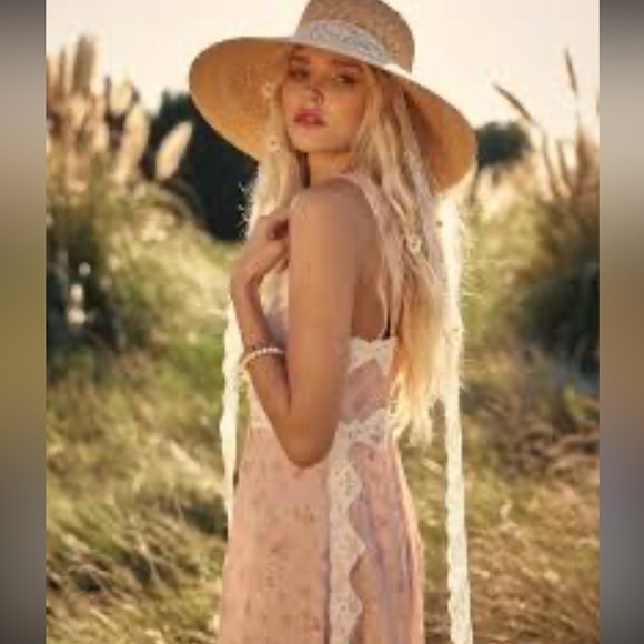 Spell Fleur Slip Dress in Pink | Vintage floral with Cream Lace - Picture 4 of 12